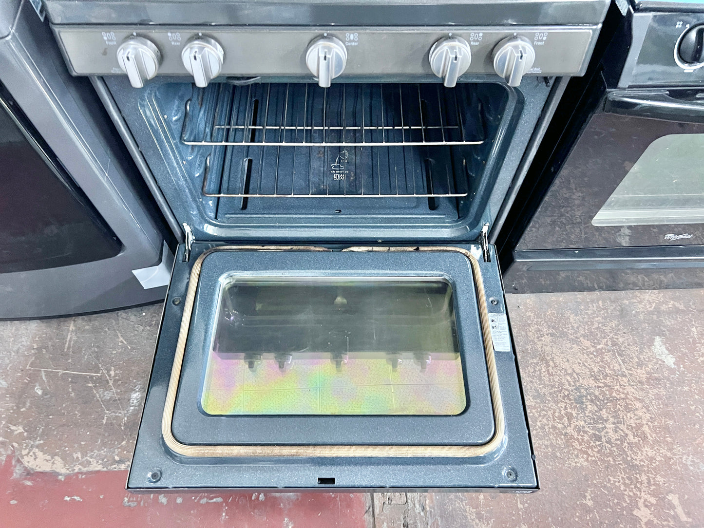 GE 30 Inch Gas Range , 5 Burner , Griddle , JGB720EEJ1ES, 373837