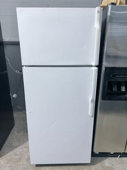 28 Inch GE Top Freezer White Refrigerator GTS18CCSARWW , 373851