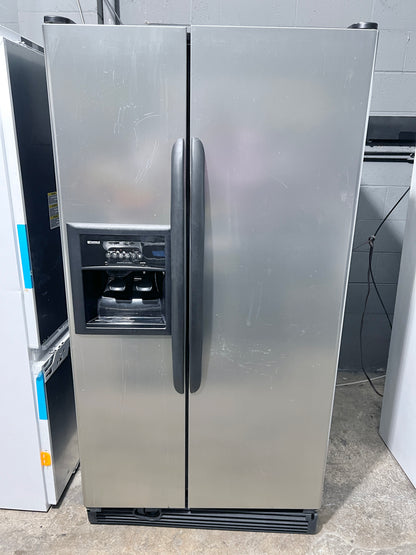 36 Inch Kenmore Side By Side Refrigerator with Water and Ice Dispenser , Stainless Steel , 106.56536400 , 373852