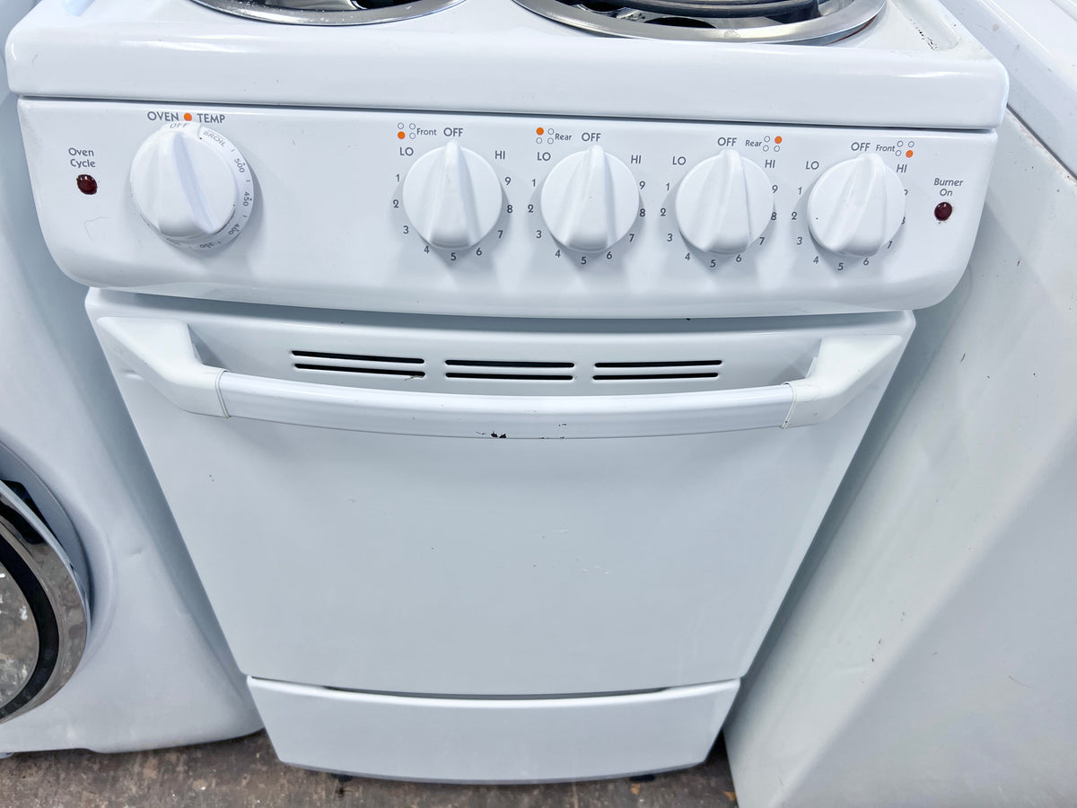 20 Inch Hotpoint Electric Range , Oven , White , 373861