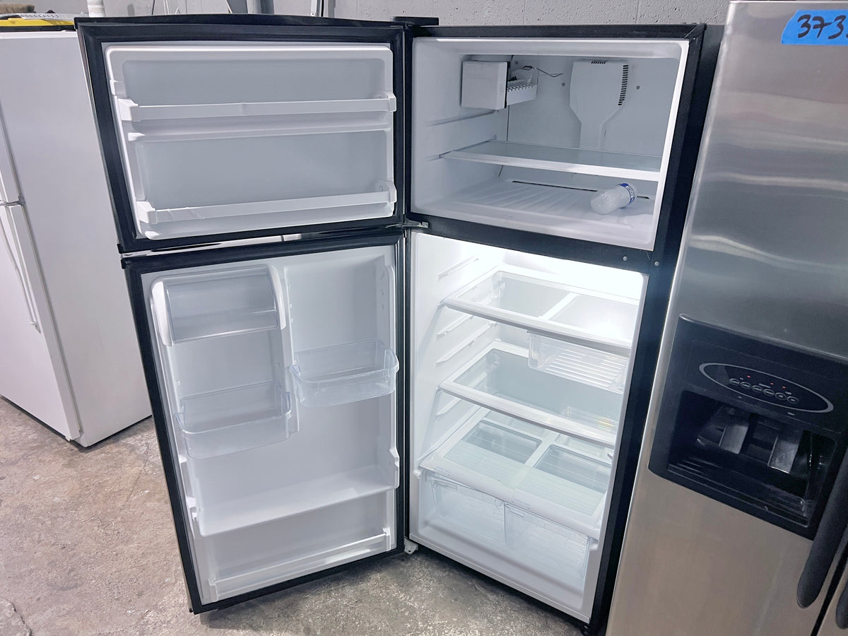 28 Inch Whirlpool Stainless Steel Top Freezer Refrigerator , 17.5 Cu Ft , W8RXEGMWS01 , 373866