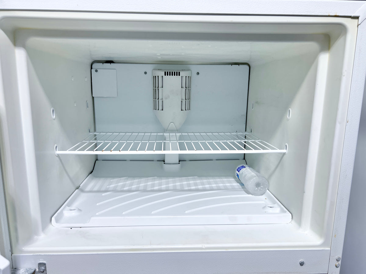 Whirlpool 30 inch Top Freezer White Refrigerator , 18 Cu Ft , ET18NKXFW04 , 373868