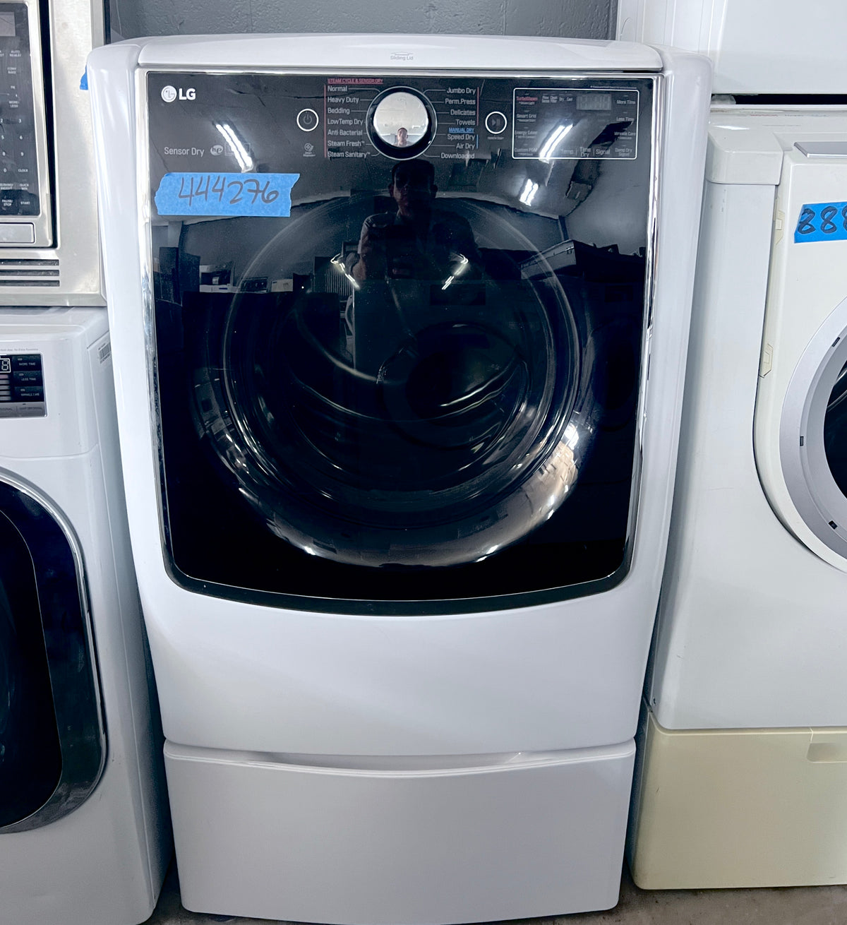 29 Inch LG DLEX9000W 9.0 cu. ft. Electric Dryer TurboSteam, Front Load , Smart ThinQ Wi-Fi, SmartDiagnosis, Wrinkle Care, Sensor Dry, 14 Dry Cycles and 5 Temperature Selections, White  444276
