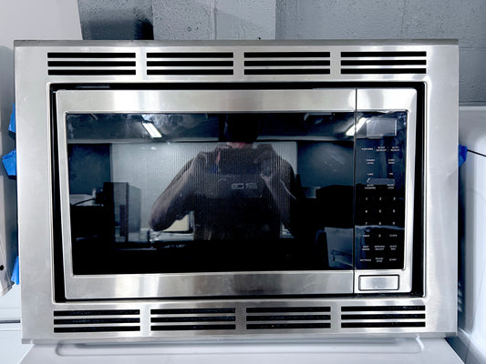 24 Inch Thermador  MCES01 Built in Microwave Oven , Convection Cooking Watts, 15 Inch Recessed Ceramic Turntable , Glass Touch Controls Stainless Steel , with Trim Kit , Speed Oven  373873