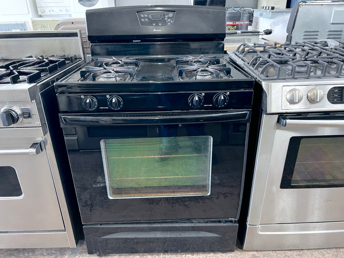 30 Inch Amana Black Gas Range AGR5844VDB2 , 4 Burner , Oven , 373875