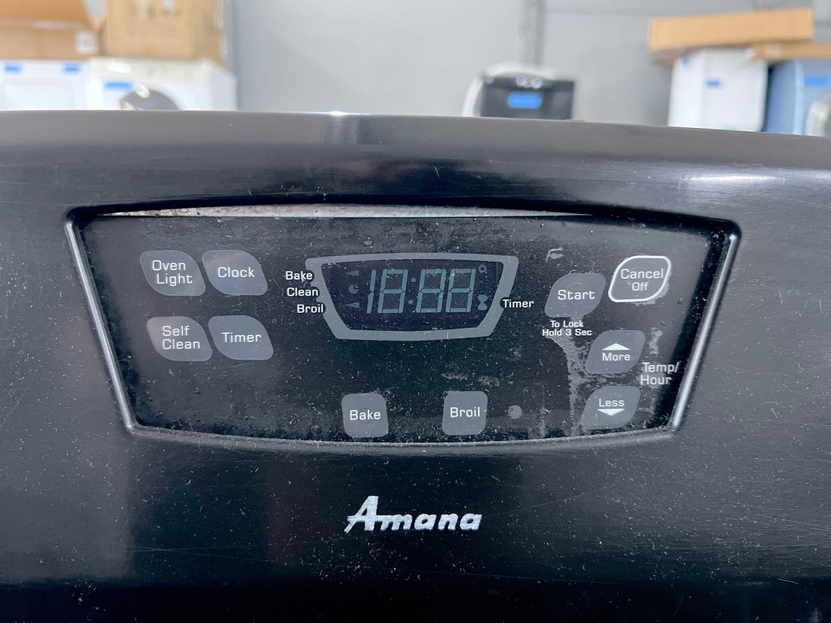 30 Inch Amana Black Gas Range AGR5844VDB2 , 4 Burner , Oven , 373875