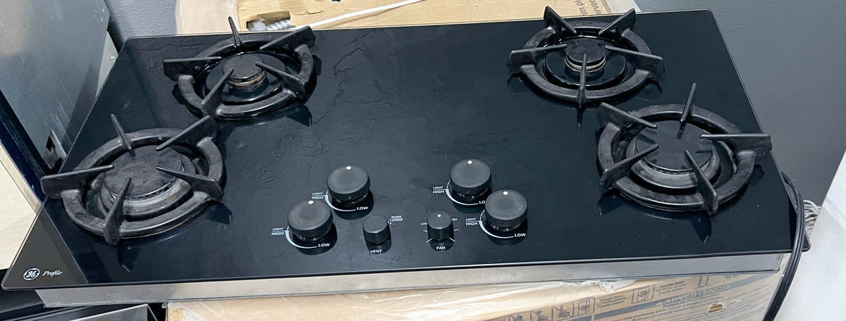 36 Inch GE Profile Cooktop , Natural Gas , 4 Burner , Black , 373879