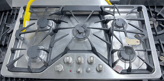 36 Inch GE Cafe Cooktop CGP650SET3SS ,  Natural Gas , Stainless Steel , 5 Burner , Simmer Burner , 373881