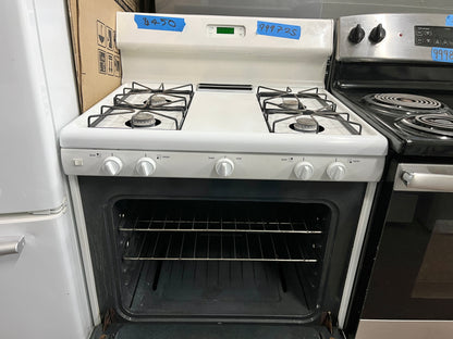 GE White Freestanding Gas Range 4 Burner , Used, 999725