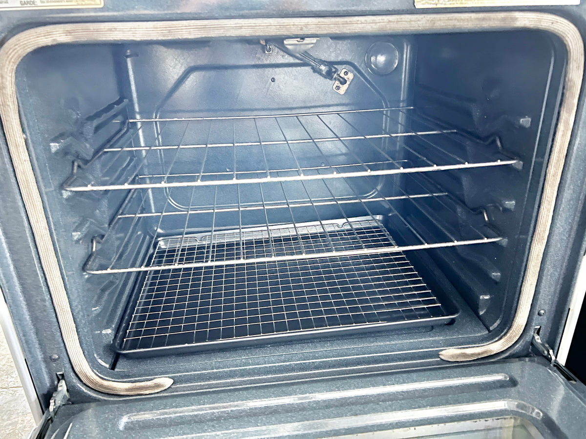 30 inch Whirlpool WFG515S0EW0 Gas Range , 4 Burner , Continuous Grates , White , 373888