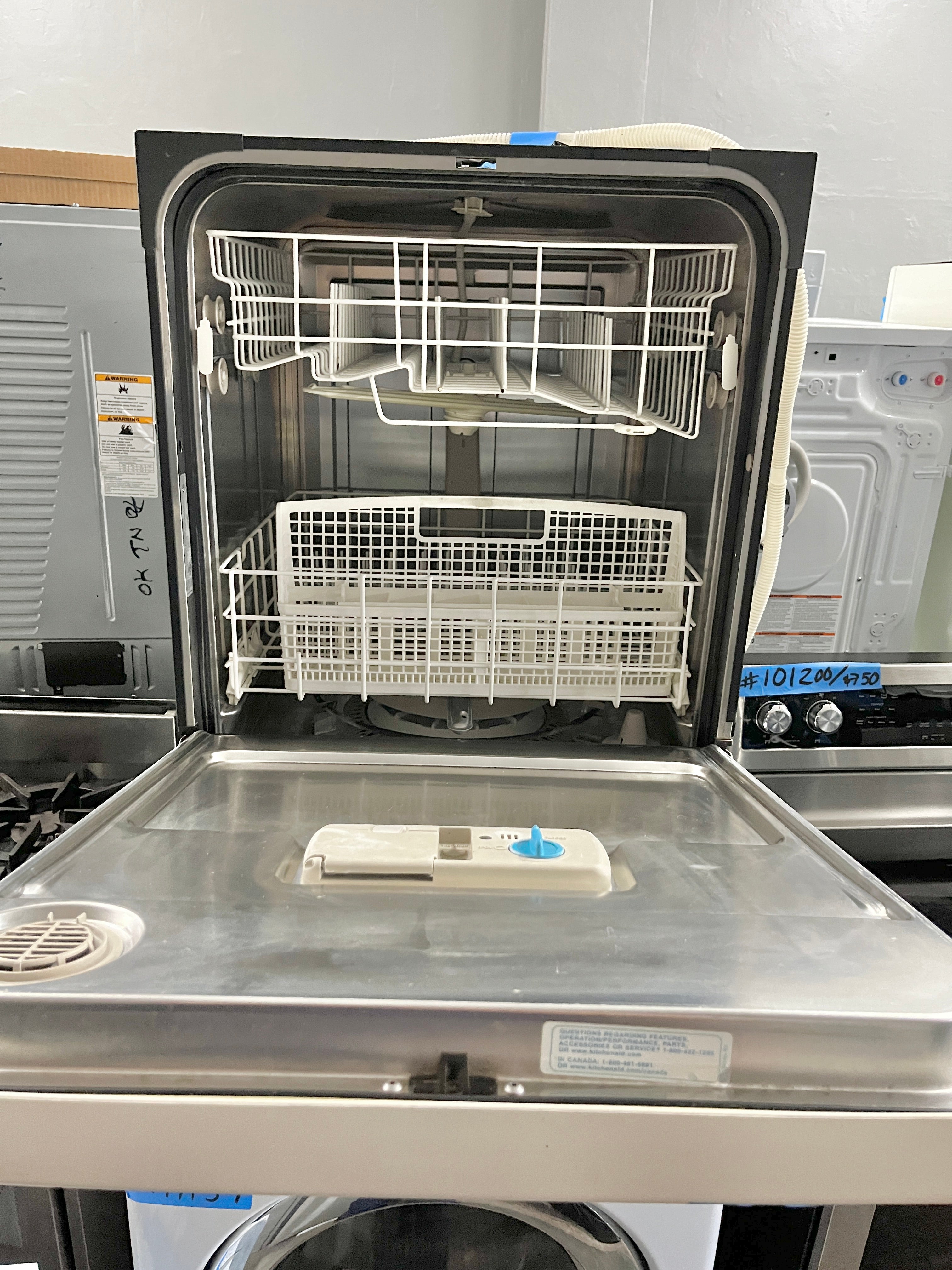Kitchenaid 24 Inch White Built In Dishwasher Off White Stainless Steel Interior 444183