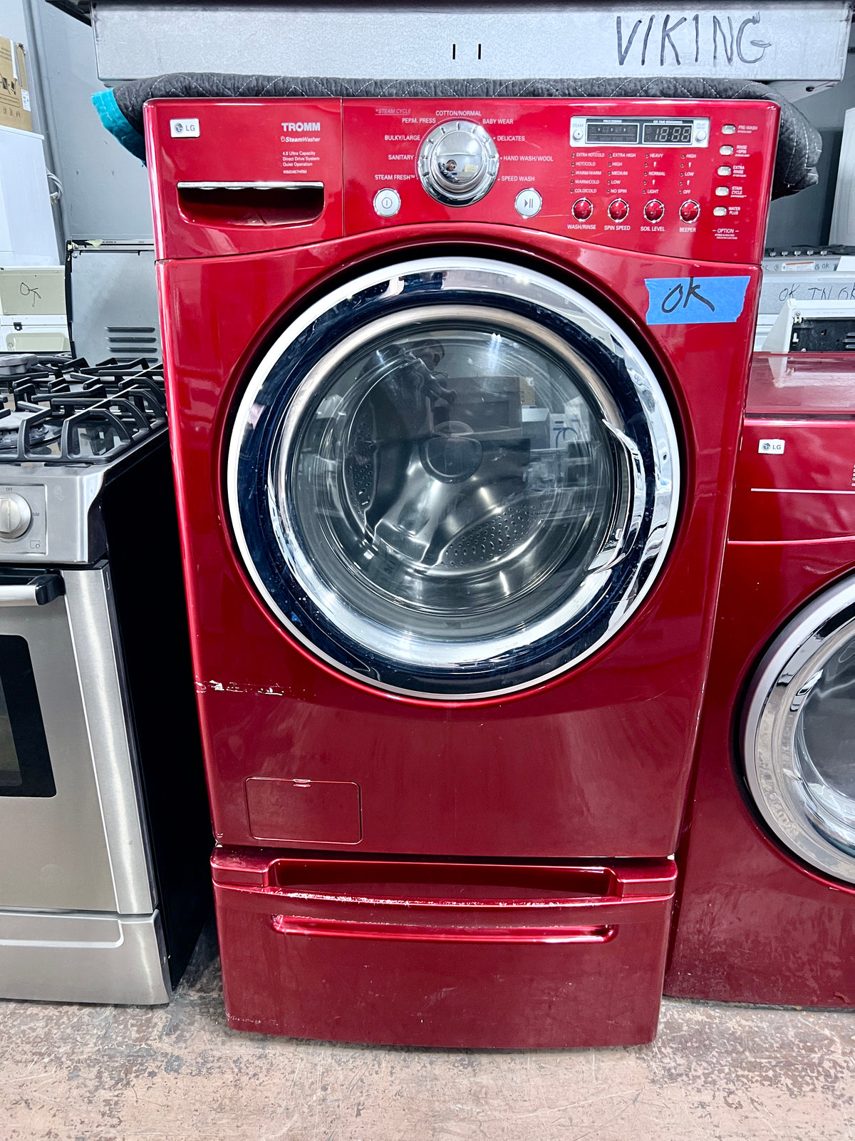 27 Inch LG WM2487HRM Front  Load Washer Machine in Red , High Efficient , 373895