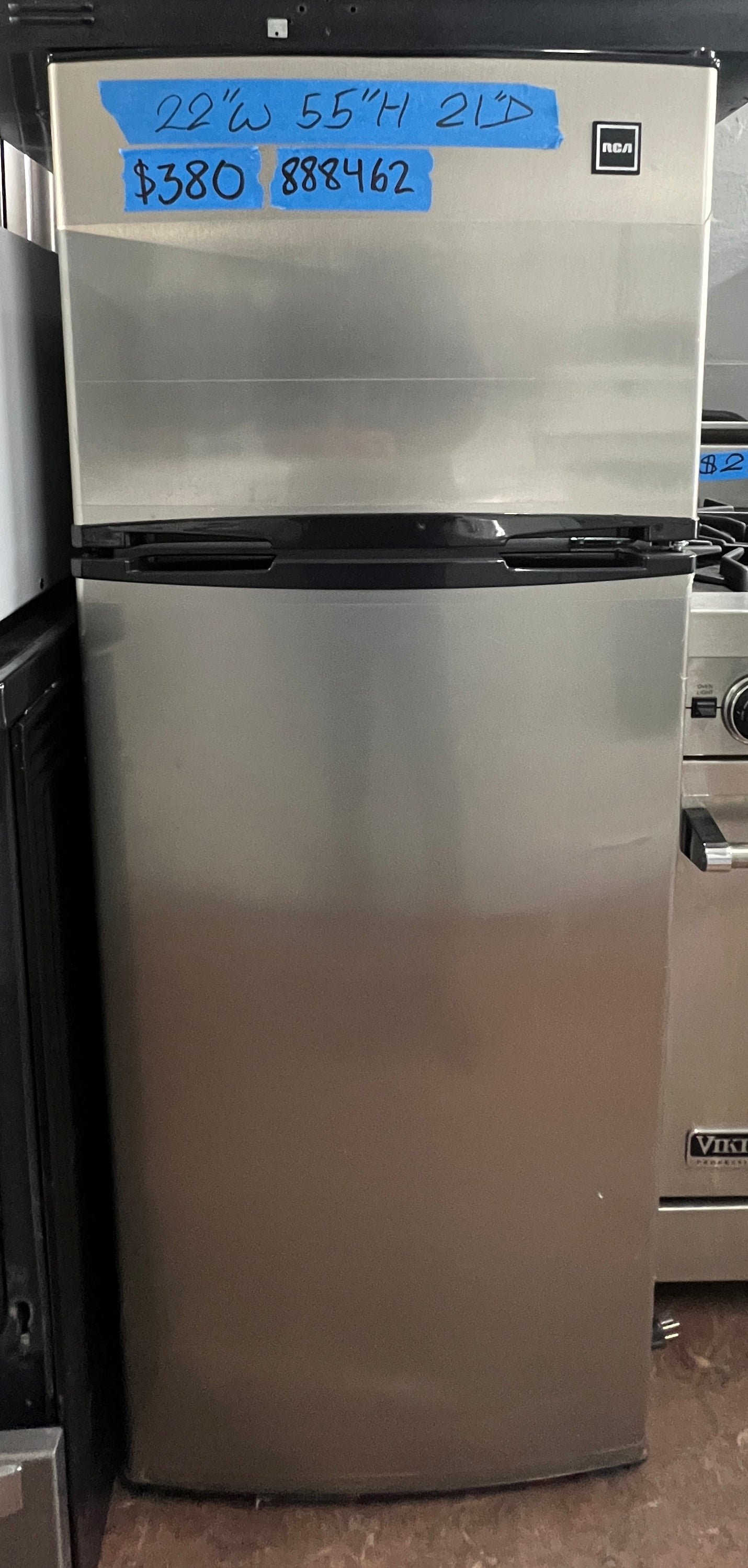 22" Wide RGA Top Freezer Stainless Steel Refrigerator 888462