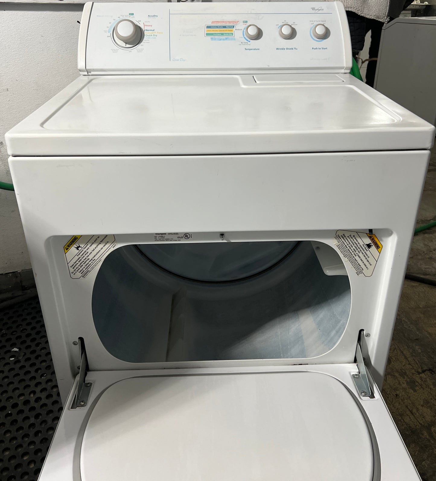 Whirlpool Front Load Electric Dryer in White 888943
