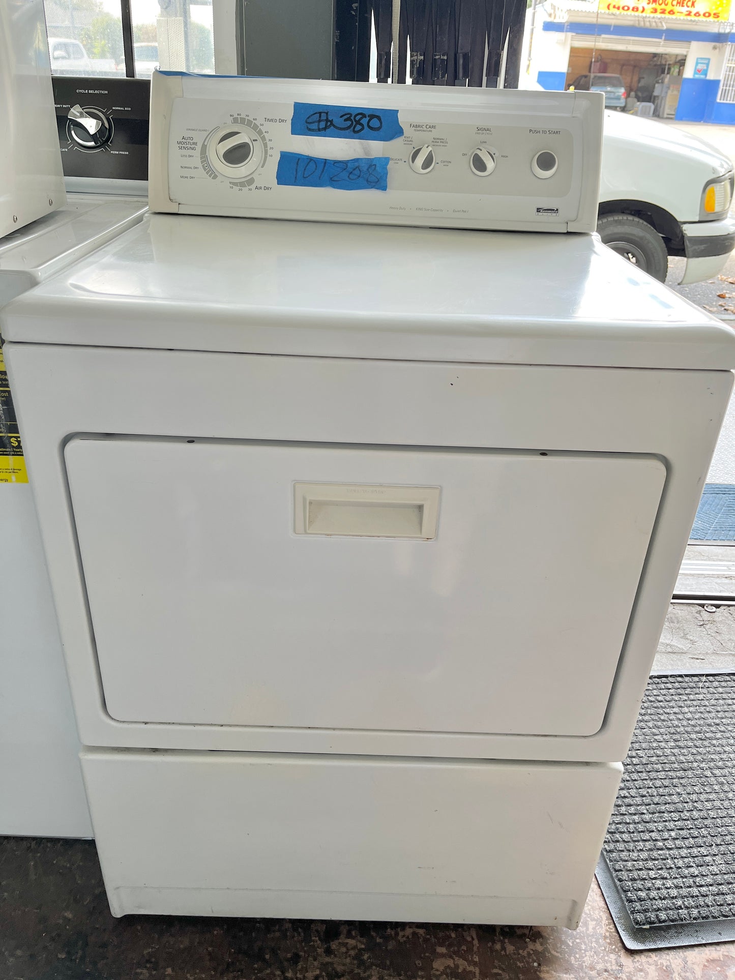 Kenmore Elite Gas Dryer King Size Capacity , White , Used , 101208