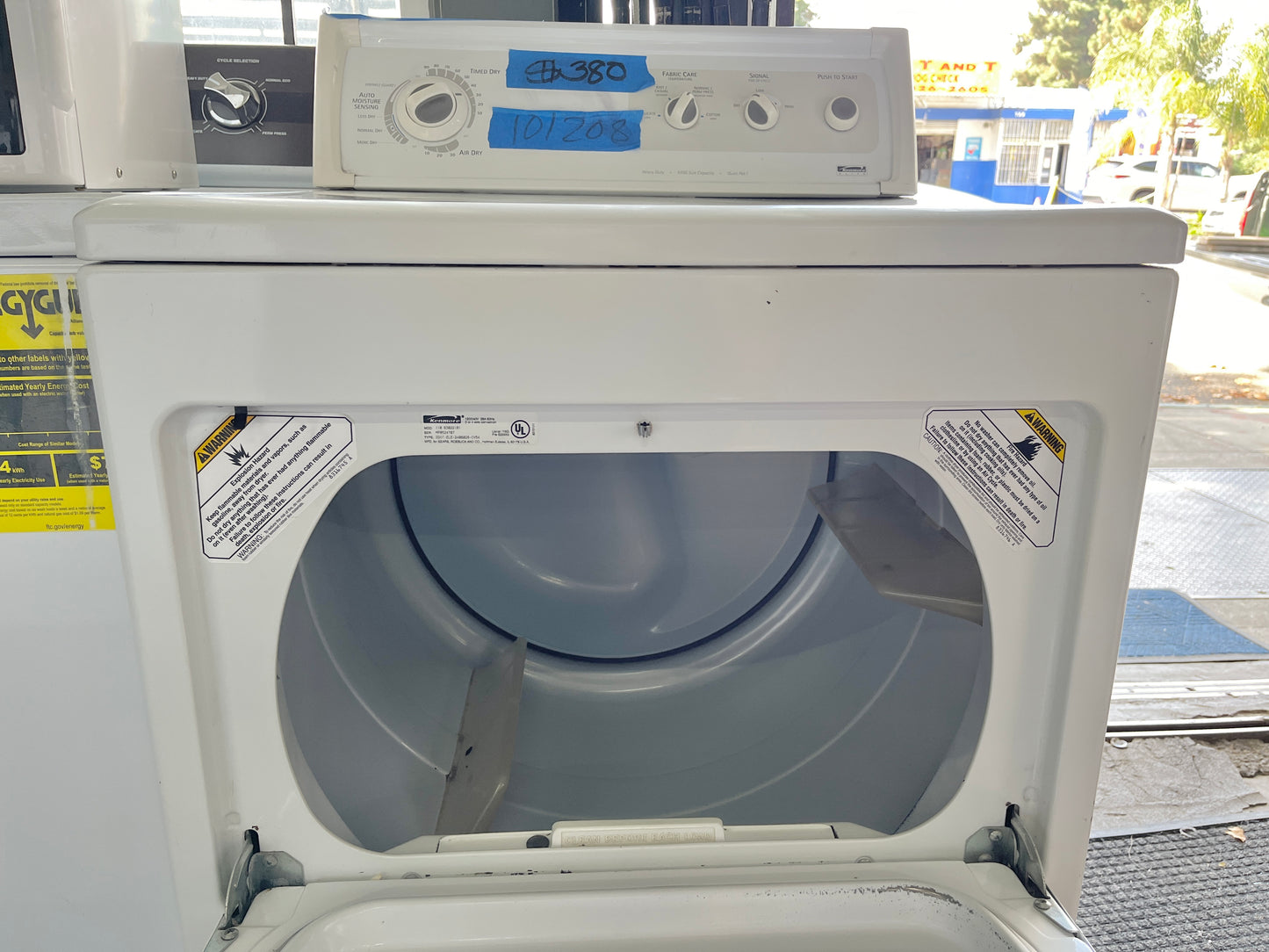 Kenmore Elite Gas Dryer King Size Capacity , White , Used , 101208