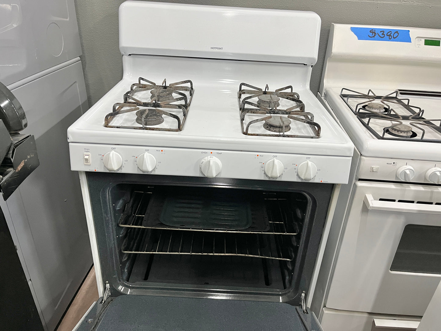 GE 30 inch White 4 Burner Gas Range , rgb526det3ww, 101212