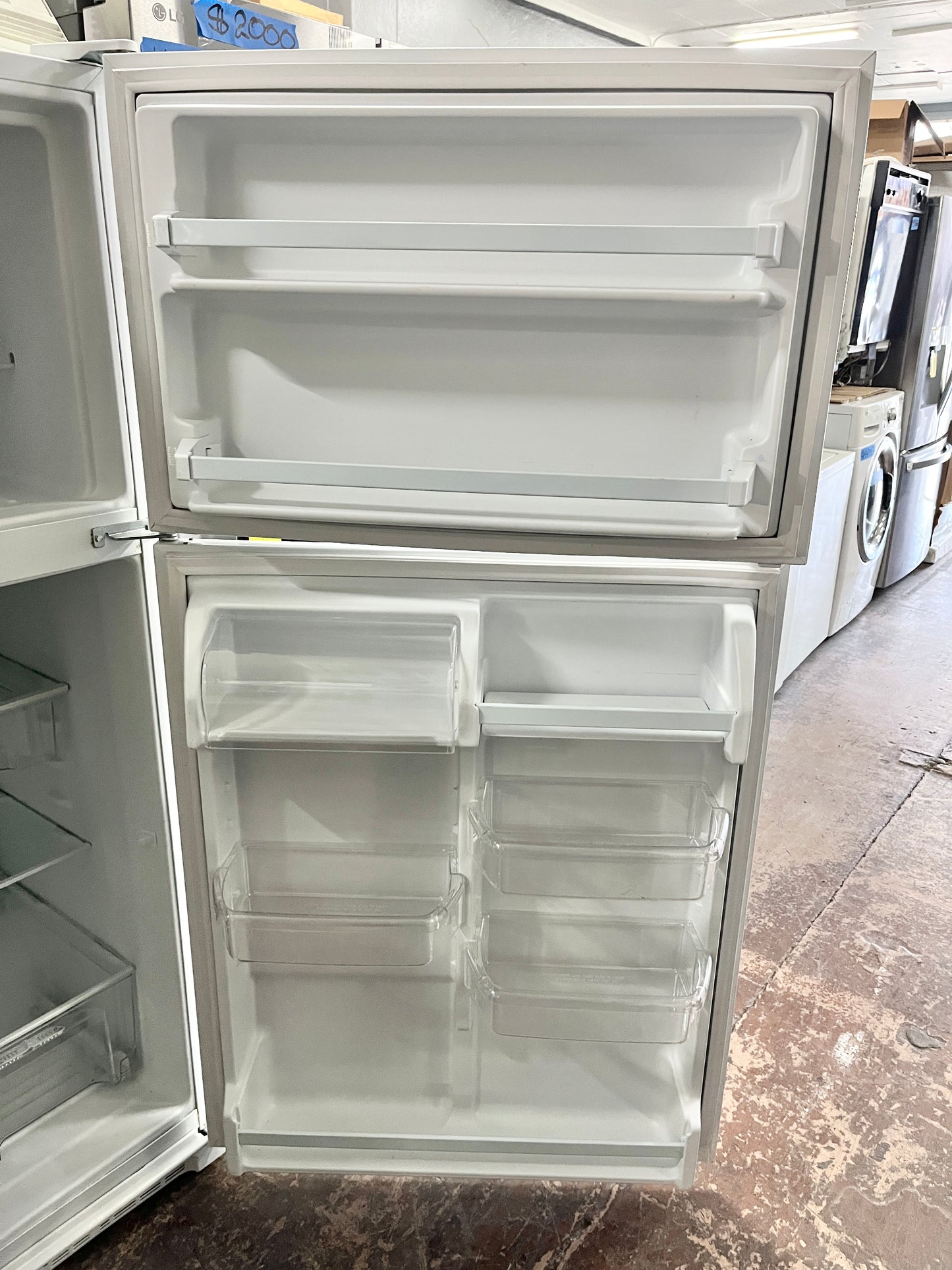 Whirlpool  WRT311FZDW 33 Inch Top Freezer Refrigerator 20.5 Cu. Ft., Frameless Glass Shelves, ADA White , 101236