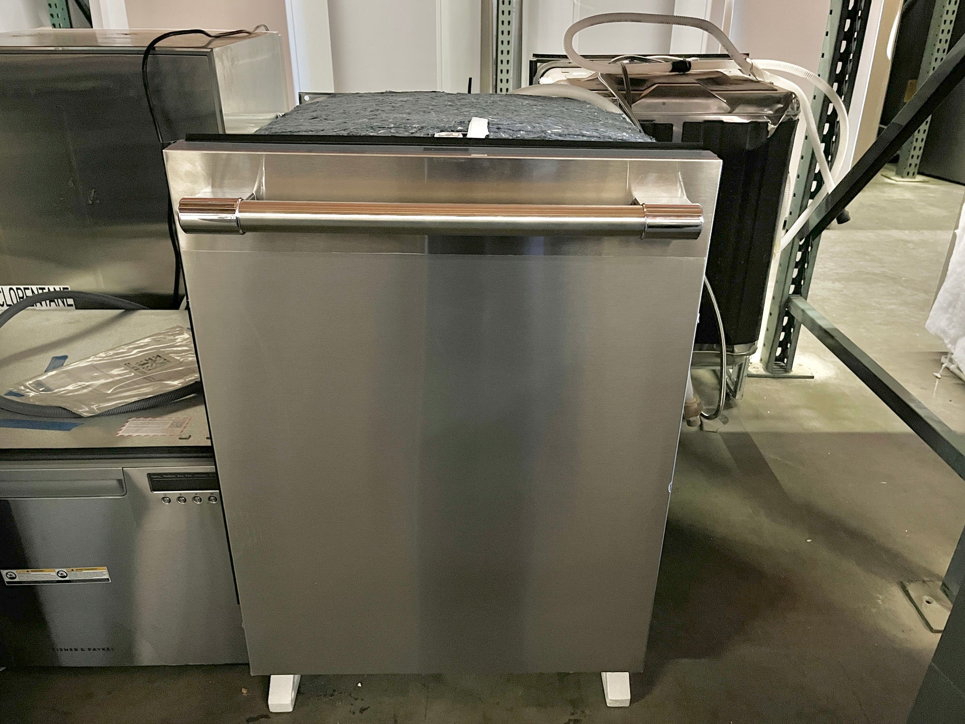 10 Ways to Stop Your Dishwasher from Leaking - Fleet Appliance, image size:1920x1440