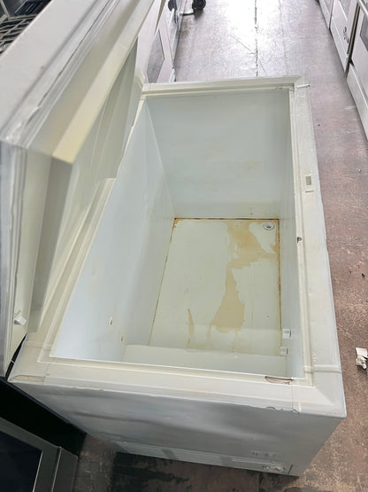 Kenmore 48.5 Inch Chest Freezer White , Used ,