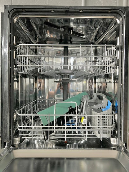 Frigidaire Gallery Series  FGID2474QF 24 Inch Fully Integrated Dishwasher  Adjustable Upper Rack, Sanitize, Stay-Put Door, 51 dBA , ENERGY STAR Stainless Steel 444343