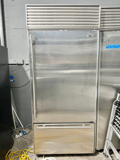 36 Inch Subzero 650S Built In Bottom Freezer Top Refrigerator Stainless Steel , 444516