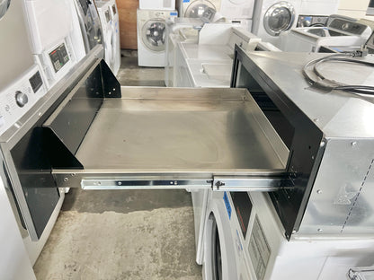 Bosch 500 Series  HWD5751UC 27 Inch Warming Drawer with 3 Power Levels, Proofing, Auto Shut-Off, 1.9 cu. ft. Capacity, 450 Watt Heating Element, Sturdy Ball Bearing Telescopic Rails Star-K Certified HWD5751UC/01 , Stainless Steel. , 999867