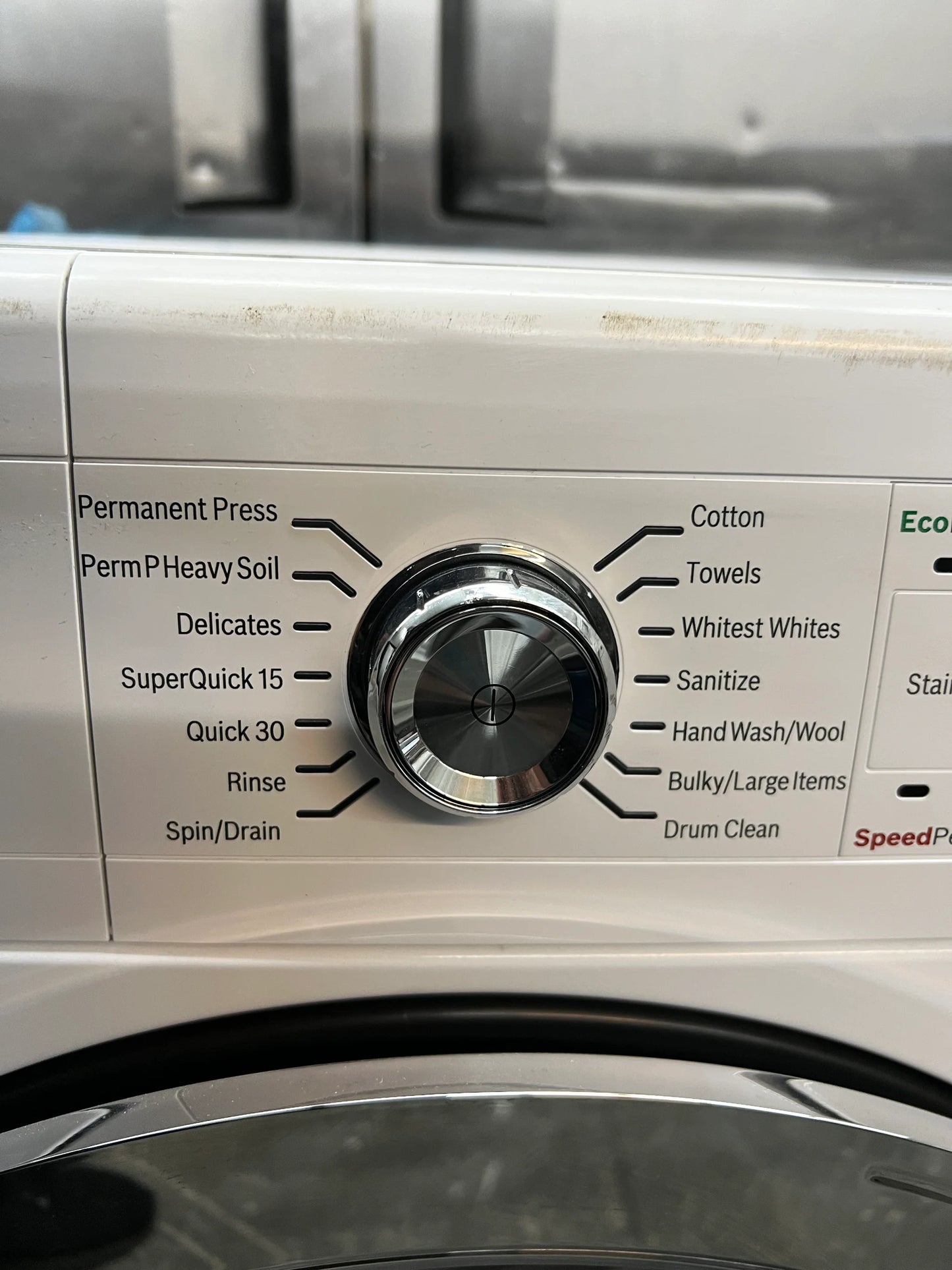 Bosch WAW285H2UC 800 Series Compact Front Load Washer 24 Inch , White , 369434