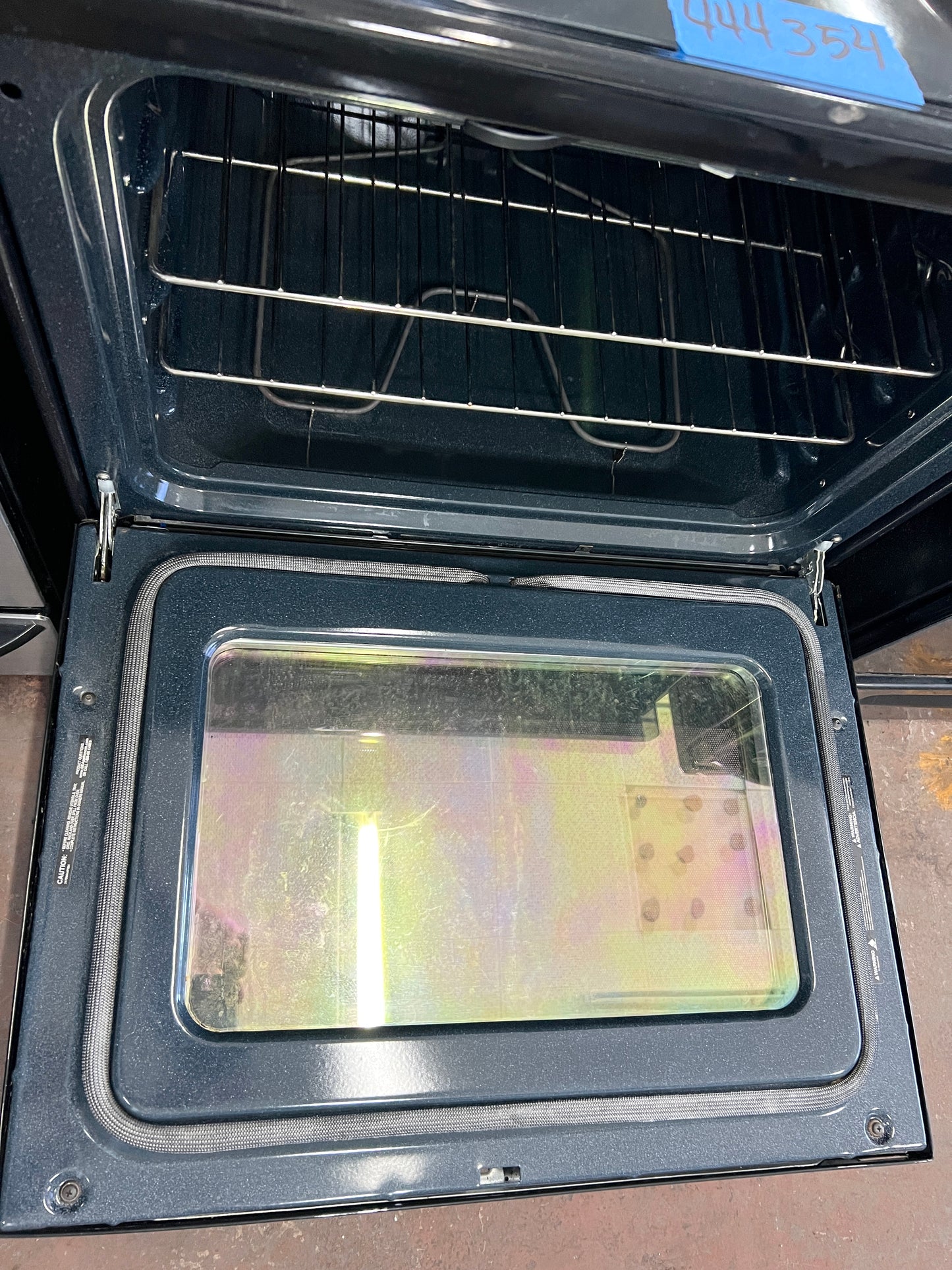 30 inch GE  JB255RK4SS  Electric Range 4 Coil Elements, 5.0 cu. ft. Conventional Oven, Dual 4-Pass Heating Elements, Certified Sabbath Mode, Delay Bake, Clock/Timer, Storage Drawer Self-Cleaning 444354