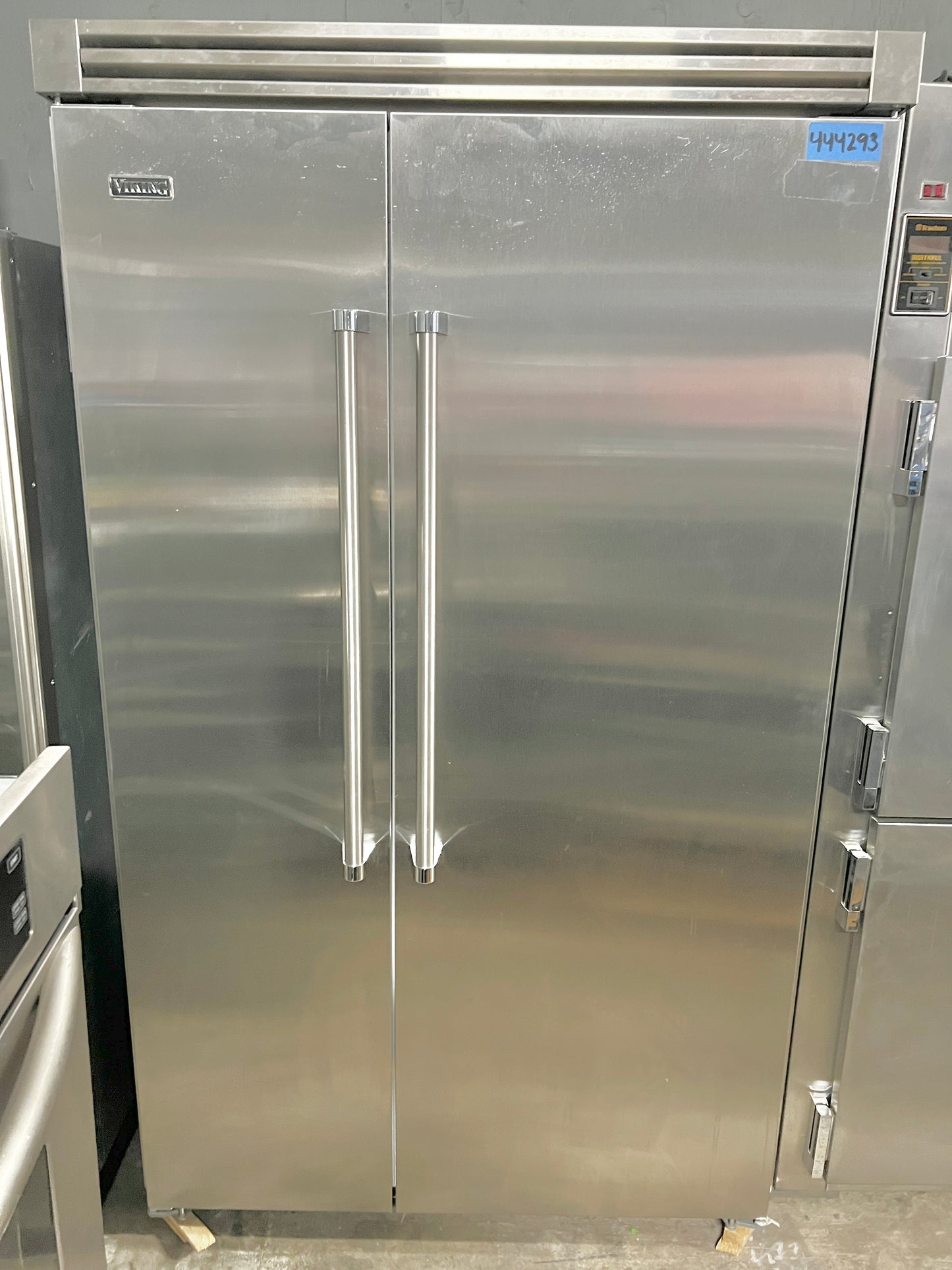 48 inch Viking 5 Series  VCSB5483SS Counter Depth Built-In Side by Side Refrigerator 29.05 Cu. Ft.  Ice Maker, Sabbath Mode , ENERGY STAR,  Stainless Steel , 444293
