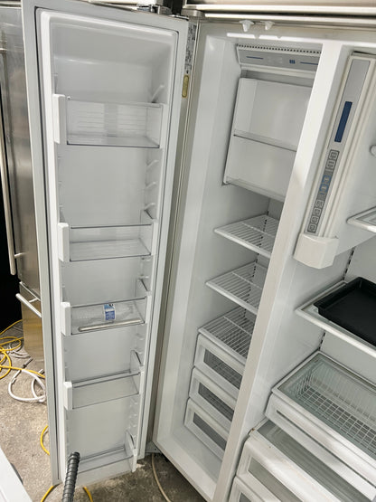 42 Inch Subzero 680S Side By Side Built In Refrigerator with Water Ice Dispenser , Counter Depth , Stainless Steel , 444355