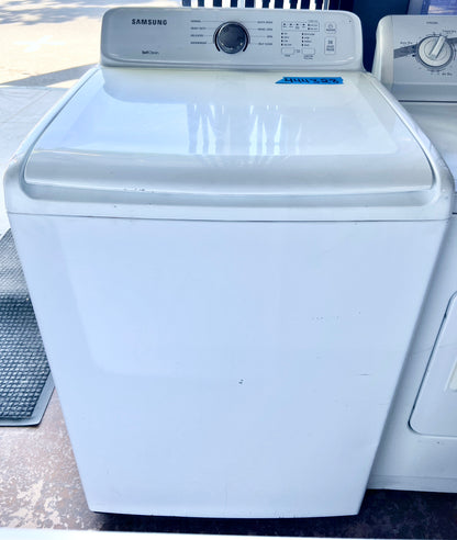 27 Inch Samsung  WA40J3000AW 4.0 cu. ft. Top Load Washer , 8 Wash Cycles, 700 RPM, Soft Close Lid, Diamond Drum Interior and Self Clean , 444328