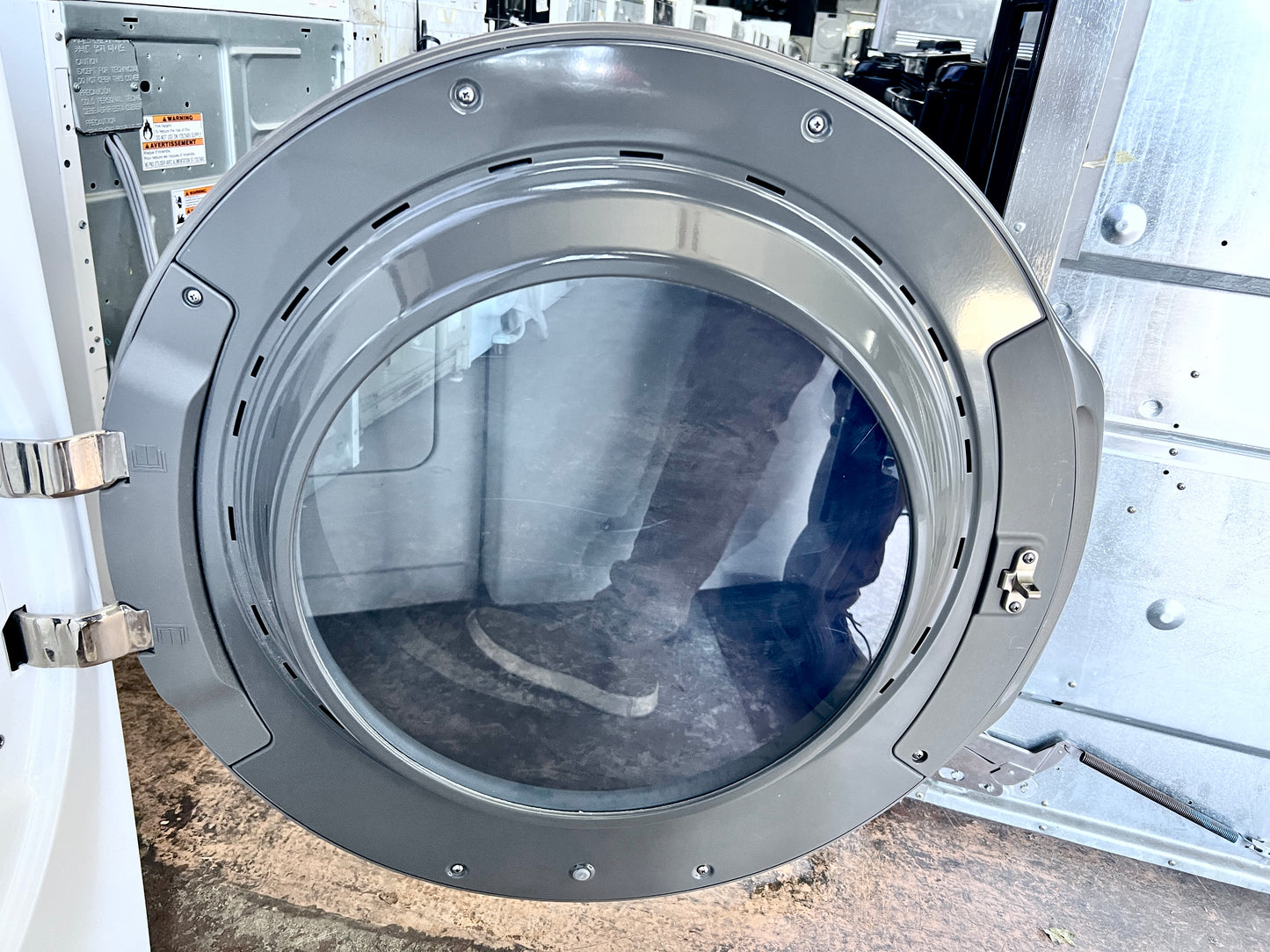 三星 DV56H9100GW 30 吋 9.5 立方。 ft. 瓦斯乾燥機 15 個乾燥循環，5 種溫度設置，蒸汽，通風感測器，消毒循環，防皺，智慧護理，乾燥架，感測器乾濕度感測器，白色，888327