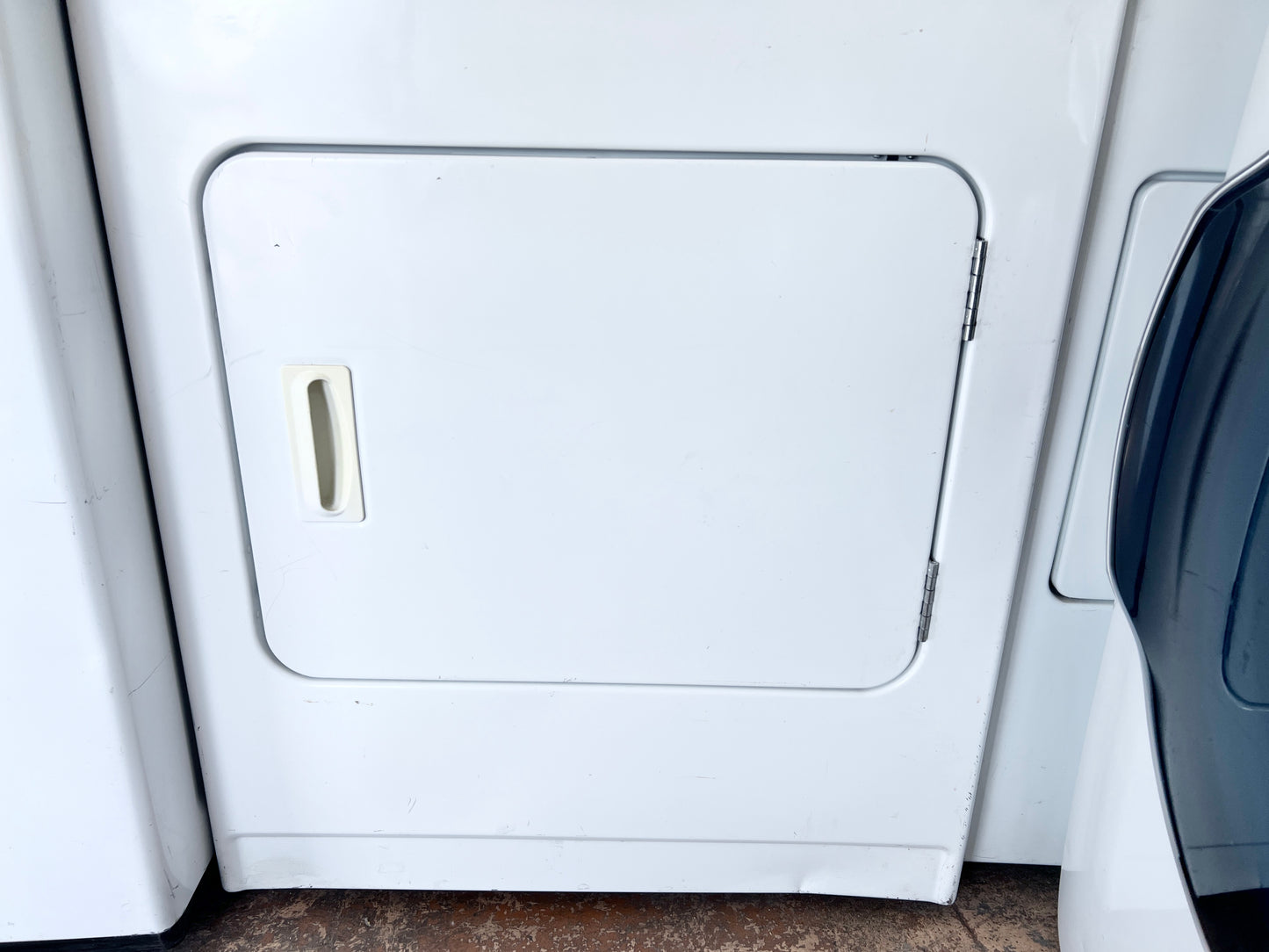29 Inch Kenmore 300 Series 110.68322700 Electric Front Load Dryer , White 444366
