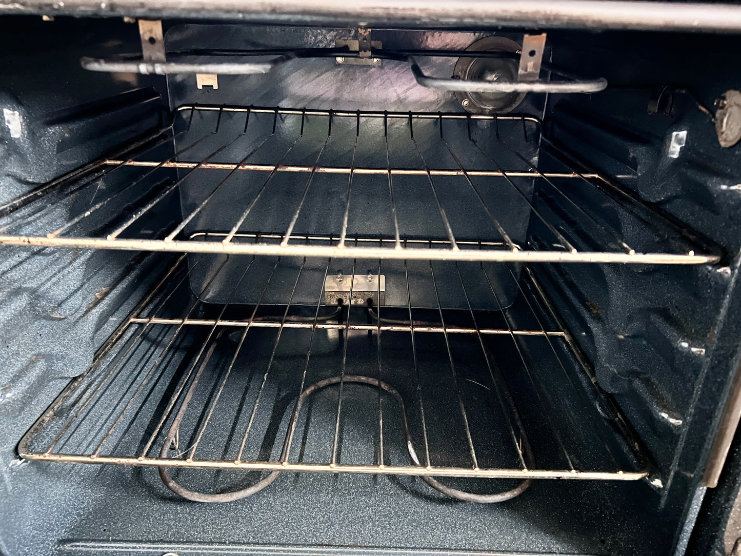27 Inch GE Slide In Drop In Electric Range with Coil Elements , Black, White cooktop 444367