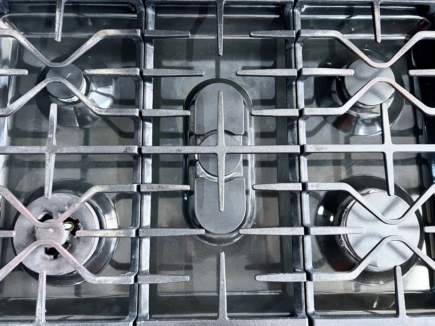 GE Profile  PGB940SEJSS 30 Inch Smart Gas Range 5 Burner, 5.6 cu. ft. Oven, Wi-Fi, Warming Drawer, Chef Connect, Convection, Tri-Ring Burner, Dual Oval Center Burner,  Steam Self-Clean, Star-K Certified Stainless Steel, Black Cooktop , 444383