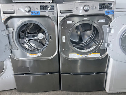 29 Inch LG Front Load 5.2 Cu Ft Washer & Electric Dryer 9.0 Cu Ft  Set In Graphite Steel DLEX8100V, WM8100HVA, 444274