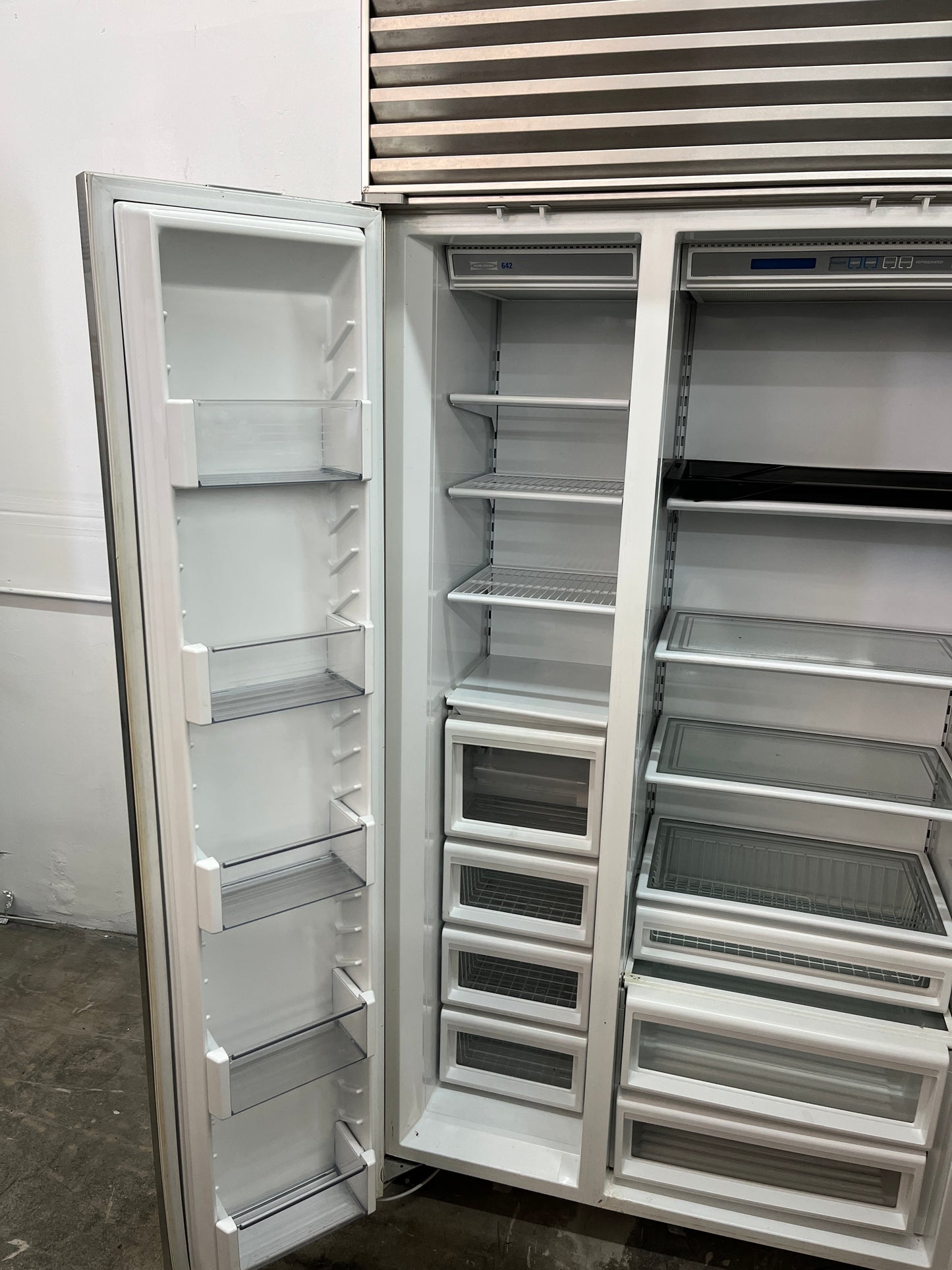 42 Inch Subzero 642 Side By Side Built in Refrigerator in Stainless 369178