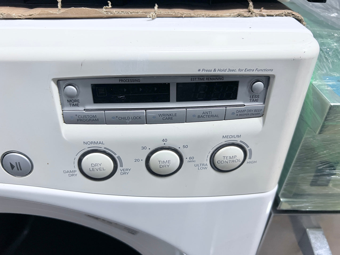 27 Inch LG  DLE2050W Front Load Electric Dryer Machine 7.1 cu. ft., 7 Drying Programs, 5 Temperature Levels, LED Display Sensor Dry ,Stackable ,  White, 444190