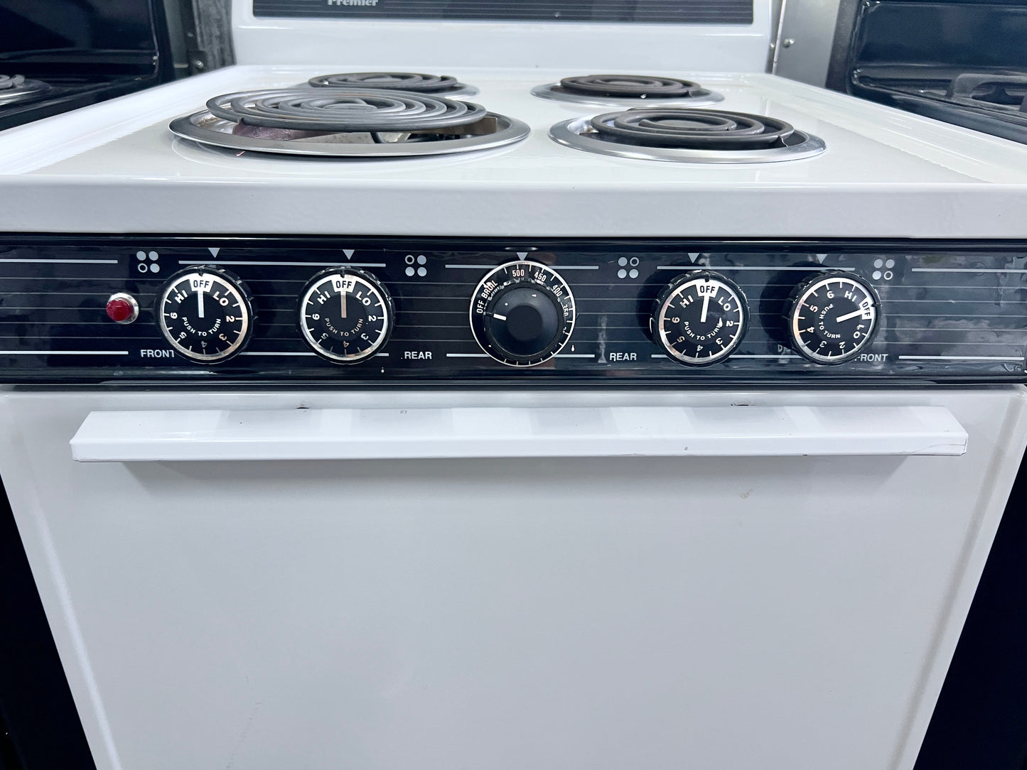 24 Inch Premier Electric Range with Oven Bake Broil , 4 Coil Element Burner , White , 444372