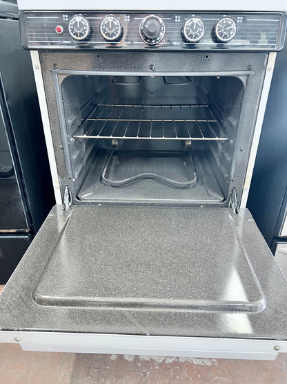 24 Inch Premier Electric Range with Oven Bake Broil , 4 Coil Element Burner , White , 444372