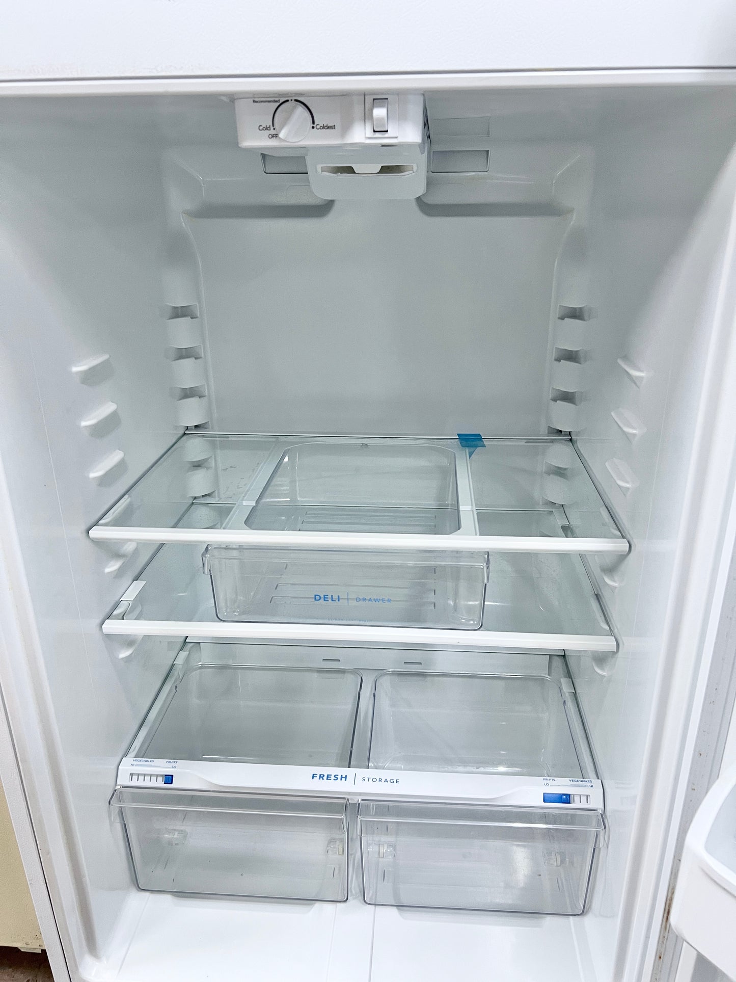 30 Inch Frigidaire  FFTR1835VW Top Freezer Refrigerator 18.3 Cu. Ft., Adjustable Shelves, Humidity-Controlled Crispers, Half-width Deli Drawer, Gallon Door Bins, Auto-Close Doors, EvenTemp Cooling System, ADA Compliant: White , 444324
