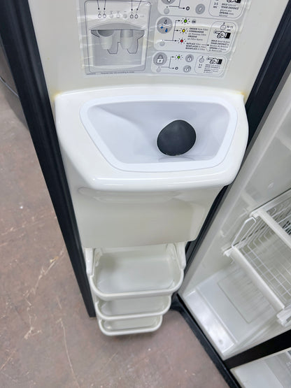 36 Inch Frigidaire Gallery Series  GLHS66EFSB 26 Cu. Ft. Side by Side Refrigerator Water and Ice Dispenser, Stainless Steel , 444382