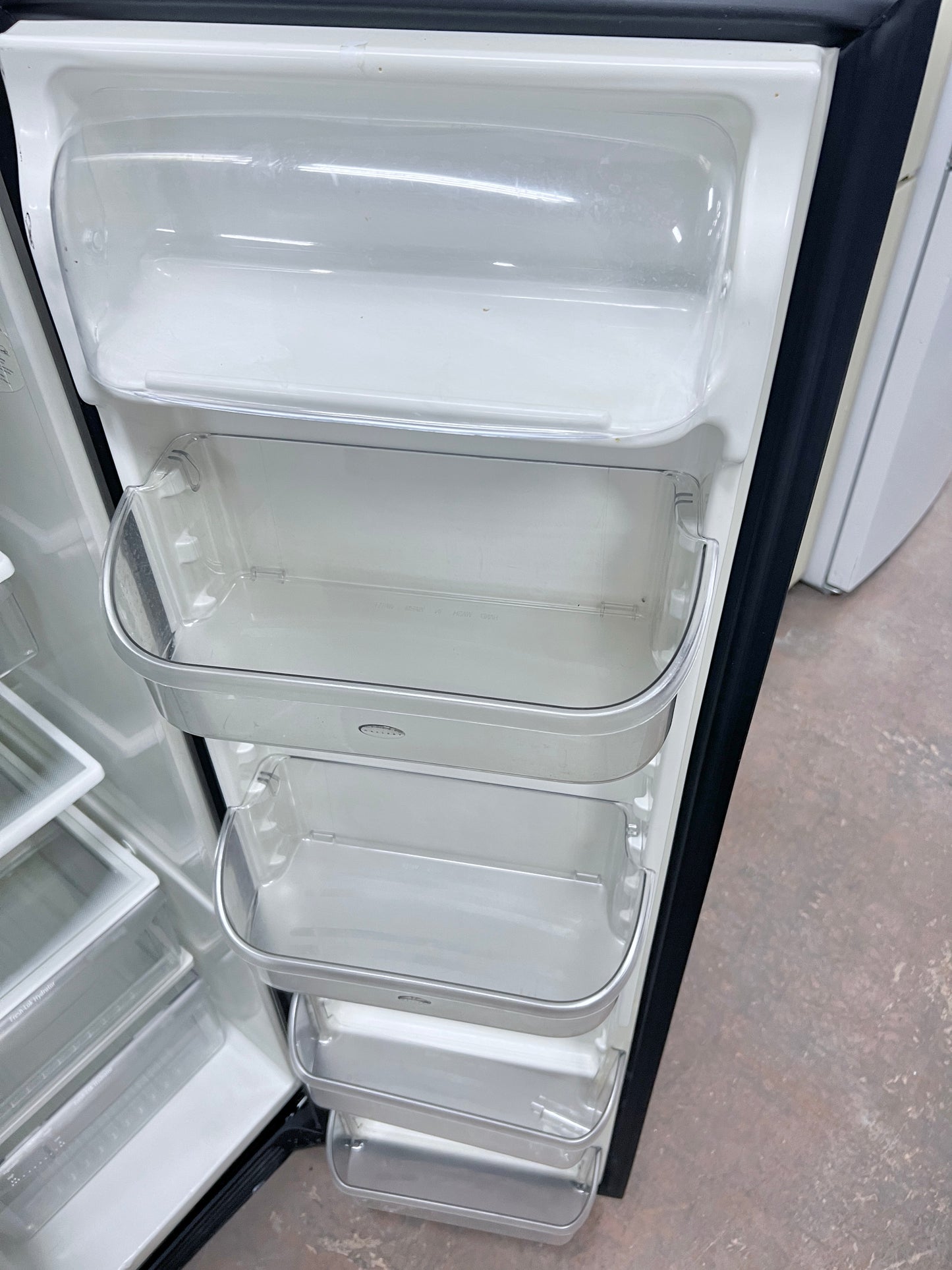 36 Inch Frigidaire Gallery Series  GLHS66EFSB 26 Cu. Ft. Side by Side Refrigerator Water and Ice Dispenser, Stainless Steel , 444382