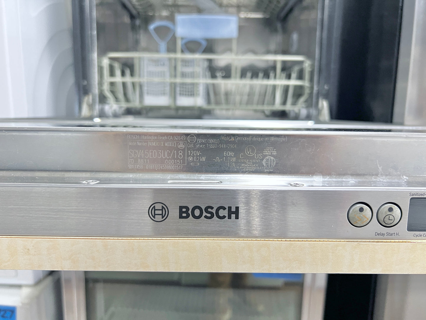24 Inch Bosch Integra Series  SGV45E03UC Built in Fully Integrated Dishwasher , 4 Wash Cycles, Premium Racks, panel Ready ,  46 dBA , 101348