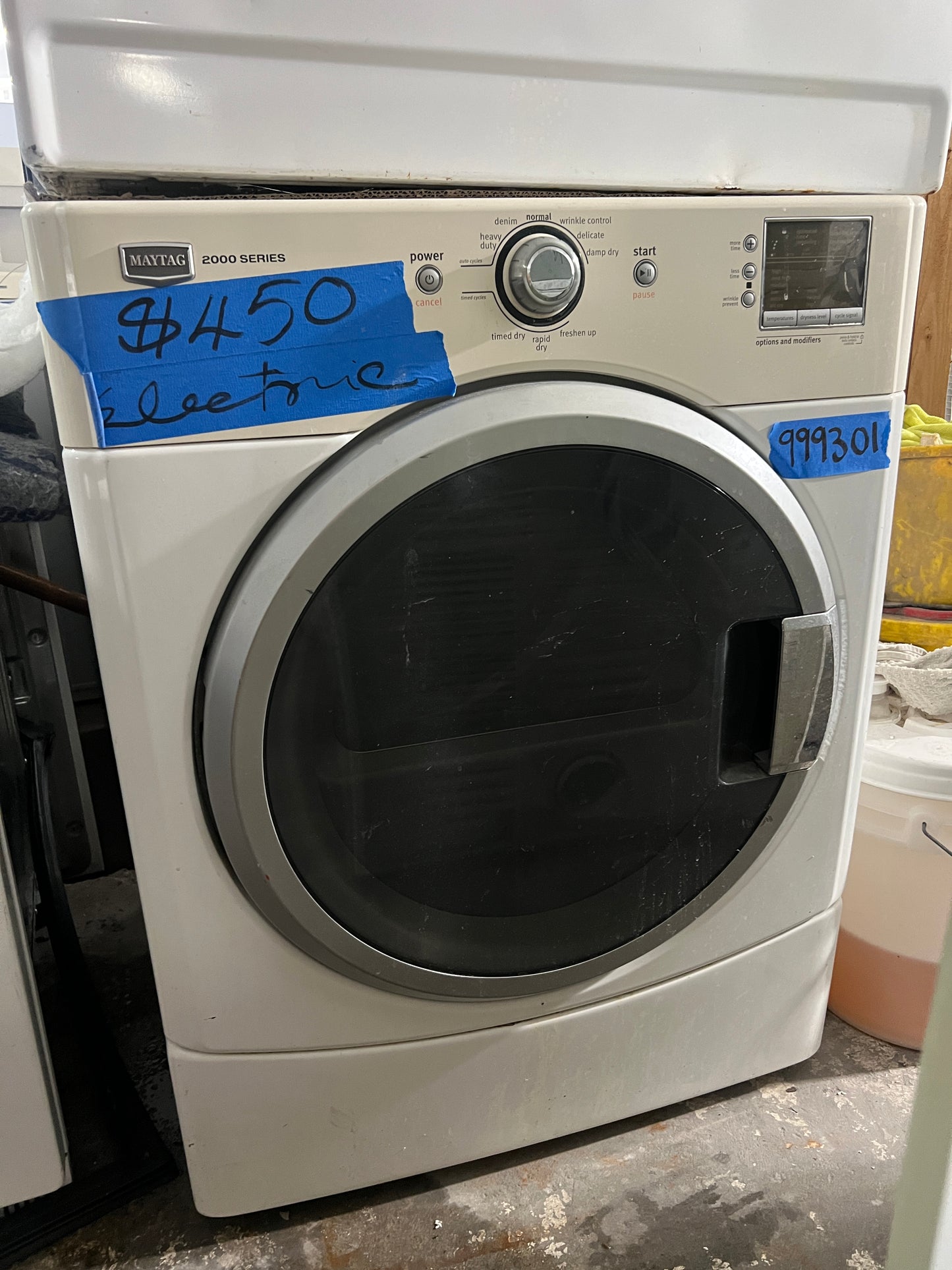 Maytag 8000 Series Electric Dryer In White MEDE200XW1 999301