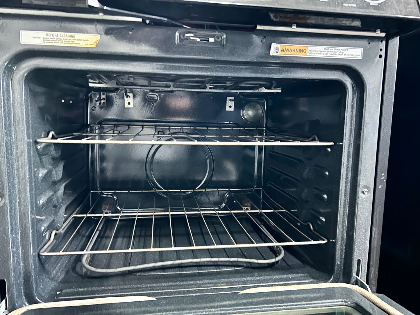 30 Inch Whirlpool  RY160LXTB Slide-in Electric Range 4 Coil Burners, Porcelain Cooktop Surface, Self-Clean Oven and Storage Drawer, Black , 444380
