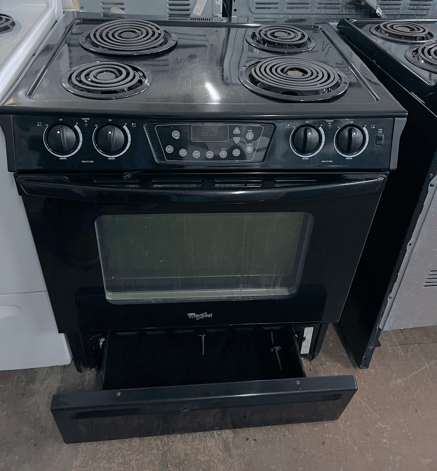 30 Inch Whirlpool  RY160LXTB Slide-in Electric Range 4 Coil Burners, Porcelain Cooktop Surface, Self-Clean Oven and Storage Drawer, Black , 444380