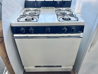 30 inch Hotpoint Gas Range 4 Burner , Oven , White , 444381