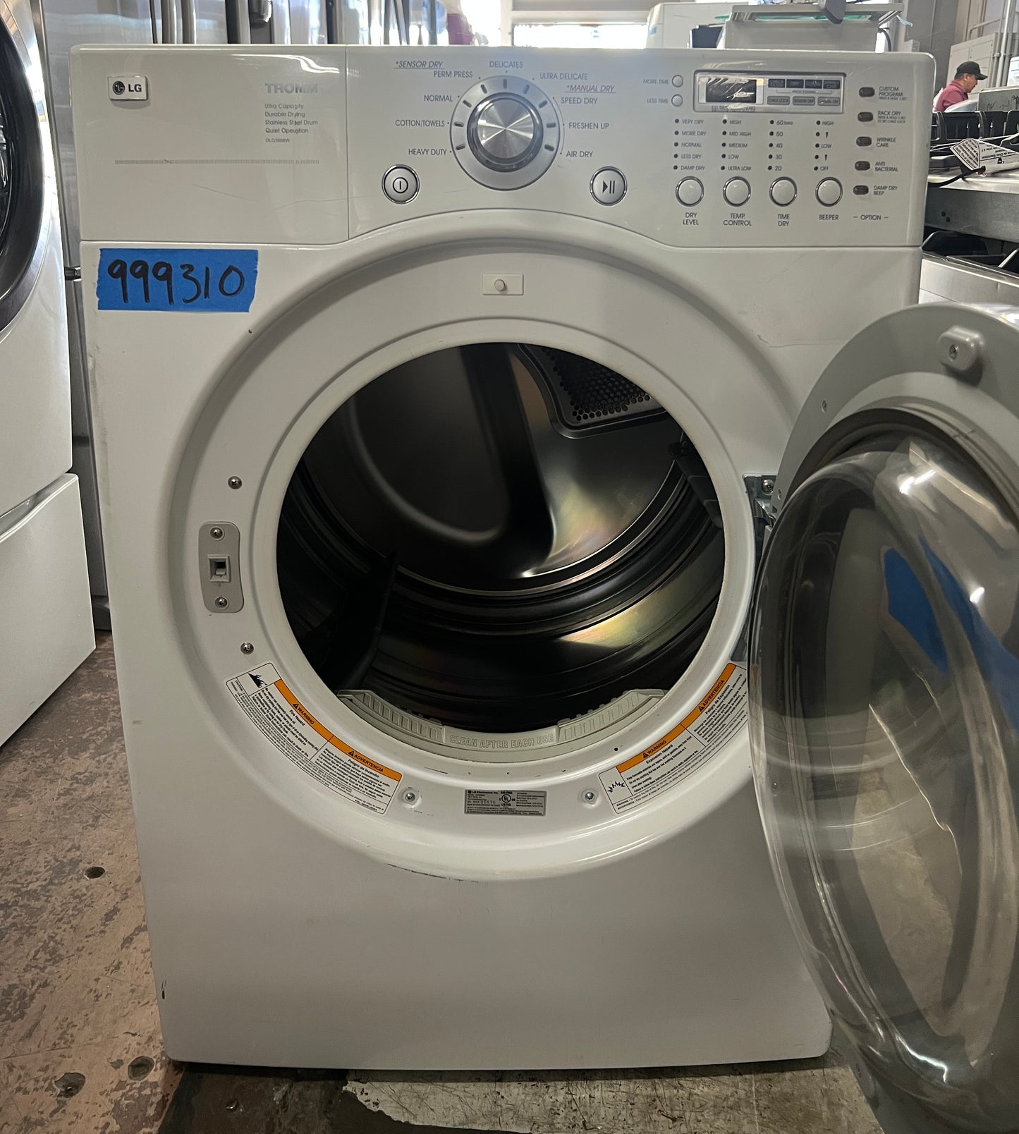 LG Front Load Gas Dryer in White DLG5988W 999310